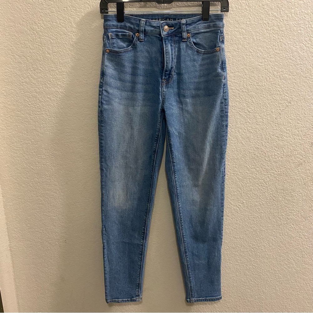 American Eagle Straight Leg Jeans